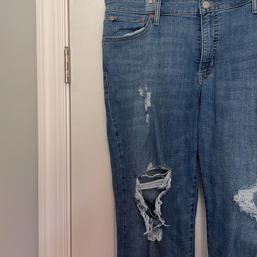 LEVI’S Plus size Ripped Jeans - Picture 3 of 7